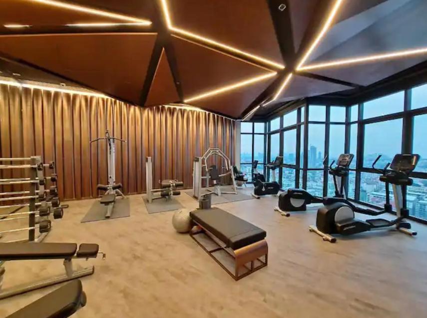 The Edge Central Pattaya Seaview With Infinity Pool & Free Netflix 外观 照片
